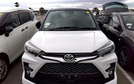 Toyota Raize I, 2020 год, 1 950 000 рублей, 3 фотография