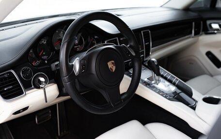 Porsche Panamera II рестайлинг, 2013 год, 3 800 000 рублей, 15 фотография