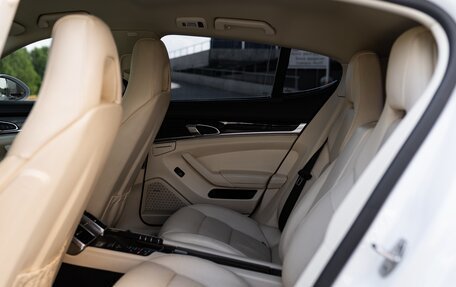 Porsche Panamera II рестайлинг, 2013 год, 3 800 000 рублей, 18 фотография