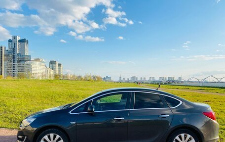 Opel Astra J, 2013 год, 820 000 рублей, 2 фотография