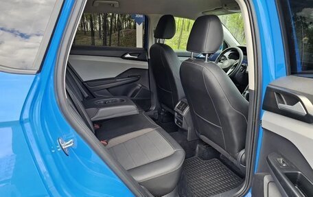 Volkswagen Taos, 2021 год, 2 550 000 рублей, 9 фотография