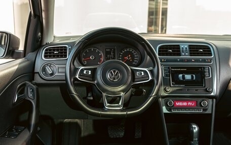 Volkswagen Polo VI (EU Market), 2019 год, 995 000 рублей, 10 фотография