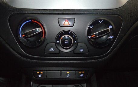 Hyundai Solaris II рестайлинг, 2019 год, 888 000 рублей, 32 фотография