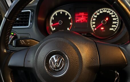 Volkswagen Polo VI (EU Market), 2013 год, 730 000 рублей, 1 фотография