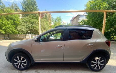 Renault Sandero II рестайлинг, 2020 год, 1 200 000 рублей, 3 фотография