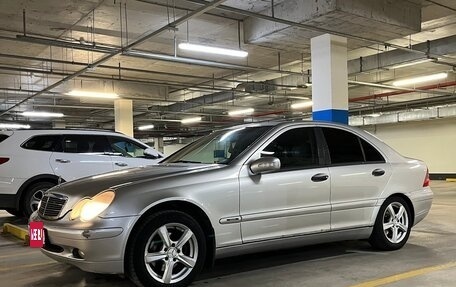 Mercedes-Benz C-Класс, 2001 год, 450 000 рублей, 3 фотография