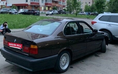 BMW 5 серия, 1989 год, 395 000 рублей, 2 фотография