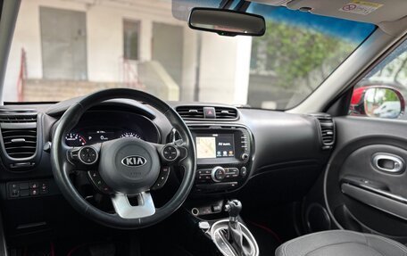 KIA Soul II рестайлинг, 2018 год, 1 595 000 рублей, 24 фотография