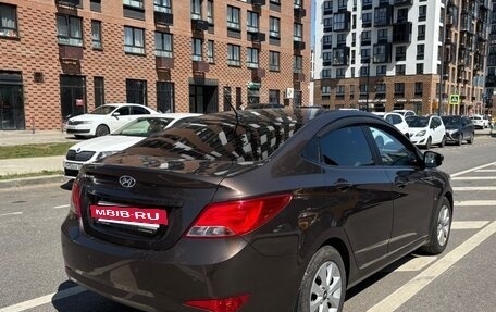 Hyundai Solaris II рестайлинг, 2016 год, 1 200 000 рублей, 3 фотография