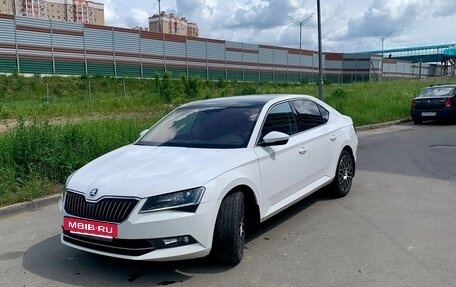 Skoda Superb III рестайлинг, 2016 год, 1 650 000 рублей, 4 фотография