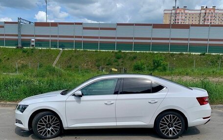 Skoda Superb III рестайлинг, 2016 год, 1 650 000 рублей, 10 фотография