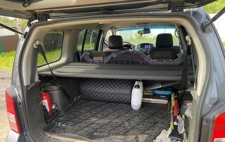 Nissan Pathfinder, 2011 год, 1 600 000 рублей, 11 фотография