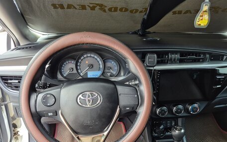 Toyota Corolla, 2014 год, 1 190 000 рублей, 9 фотография