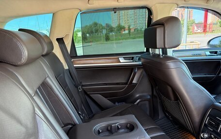 Volkswagen Touareg III, 2012 год, 1 897 000 рублей, 8 фотография