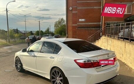 Honda Accord IX рестайлинг, 2013 год, 1 500 000 рублей, 21 фотография