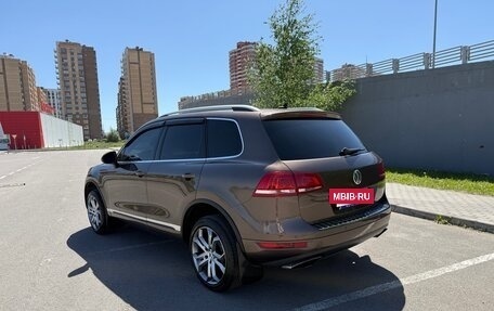 Volkswagen Touareg III, 2012 год, 1 897 000 рублей, 13 фотография