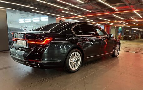 BMW 7 серия, 2019 год, 7 000 000 рублей, 6 фотография
