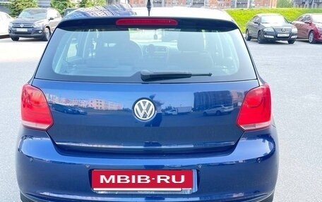 Volkswagen Polo VI (EU Market), 2010 год, 580 000 рублей, 2 фотография