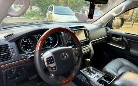 Toyota Land Cruiser 200, 2009 год, 3 100 000 рублей, 22 фотография
