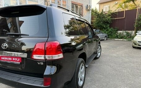 Toyota Land Cruiser 200, 2009 год, 3 100 000 рублей, 17 фотография
