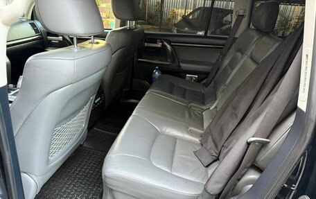 Toyota Land Cruiser 200, 2009 год, 3 100 000 рублей, 31 фотография
