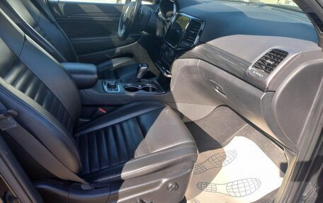 Jeep Grand Cherokee, 2019 год, 4 100 000 рублей, 10 фотография