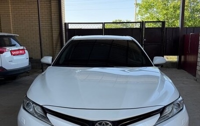 Toyota Camry, 2019 год, 2 500 000 рублей, 1 фотография
