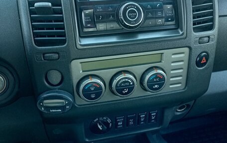 Nissan Navara (Frontier), 2008 год, 1 450 000 рублей, 9 фотография