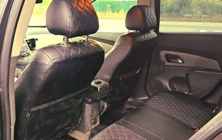 Chevrolet Cruze II, 2010 год, 618 000 рублей, 8 фотография
