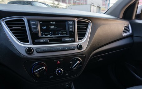 Hyundai Solaris II рестайлинг, 2021 год, 1 615 000 рублей, 20 фотография