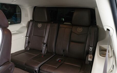 Cadillac Escalade III, 2013 год, 1 999 000 рублей, 13 фотография