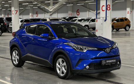 Toyota C-HR I рестайлинг, 2019 год, 2 399 000 рублей, 7 фотография