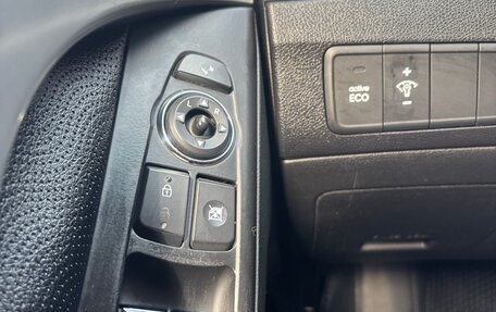 Hyundai Avante, 2012 год, 930 000 рублей, 8 фотография