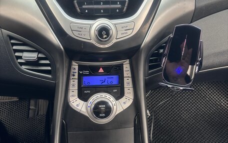 Hyundai Avante, 2012 год, 930 000 рублей, 10 фотография