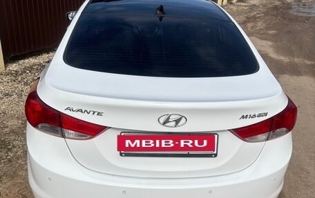 Hyundai Avante, 2012 год, 930 000 рублей, 4 фотография