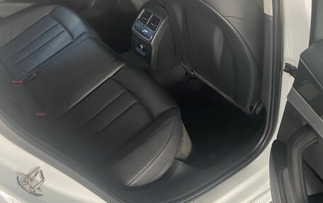 Audi A4, 2016 год, 2 000 000 рублей, 20 фотография