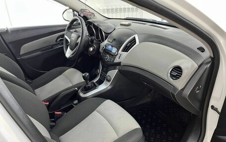 Chevrolet Cruze II, 2013 год, 857 000 рублей, 18 фотография