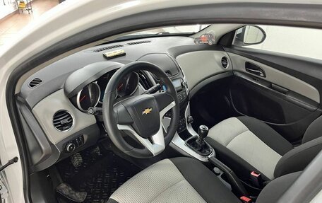 Chevrolet Cruze II, 2013 год, 857 000 рублей, 16 фотография