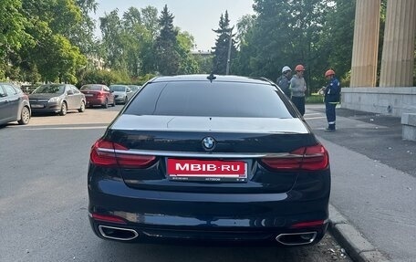 BMW 7 серия, 2018 год, 5 500 000 рублей, 15 фотография