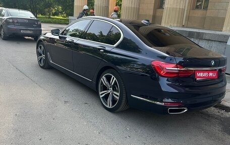 BMW 7 серия, 2018 год, 5 500 000 рублей, 14 фотография