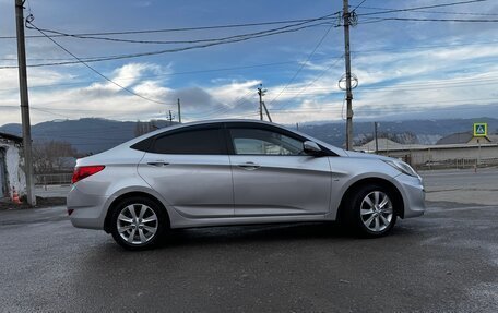 Hyundai Solaris II рестайлинг, 2012 год, 780 000 рублей, 3 фотография