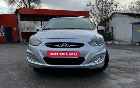 Hyundai Solaris II рестайлинг, 2012 год, 780 000 рублей, 8 фотография