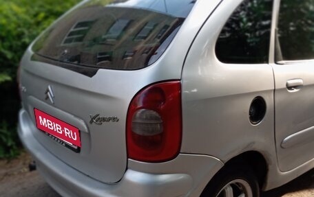 Citroen Xsara Picasso, 2003 год, 350 000 рублей, 25 фотография