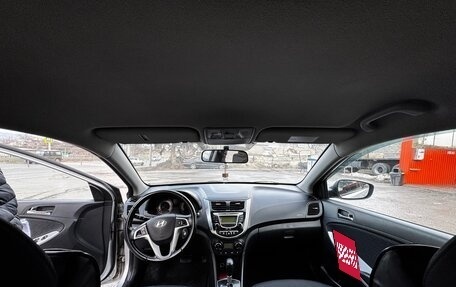 Hyundai Solaris II рестайлинг, 2012 год, 780 000 рублей, 12 фотография