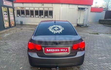 Chevrolet Cruze II, 2010 год, 530 000 рублей, 5 фотография