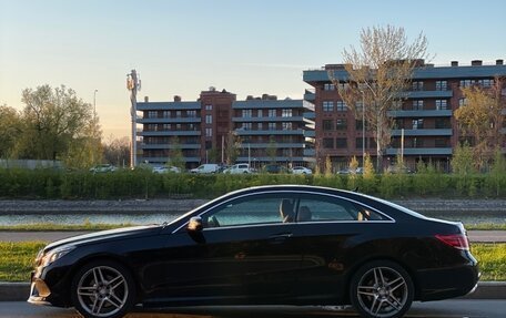 Mercedes-Benz E-Класс, 2014 год, 1 950 000 рублей, 4 фотография