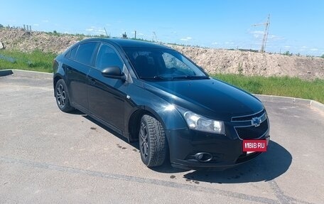 Chevrolet Cruze II, 2011 год, 600 000 рублей, 2 фотография