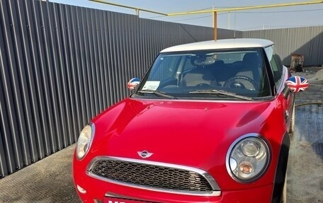 MINI Hatch, 2008 год, 750 000 рублей, 2 фотография