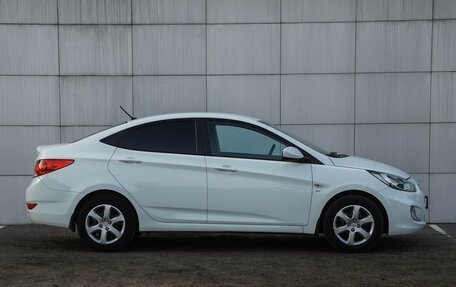 Hyundai Solaris II рестайлинг, 2014 год, 1 050 000 рублей, 5 фотография