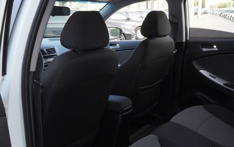 Hyundai Solaris II рестайлинг, 2014 год, 1 050 000 рублей, 11 фотография